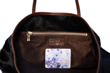 Load image into Gallery viewer, Coupe de Cheveux Tote inside